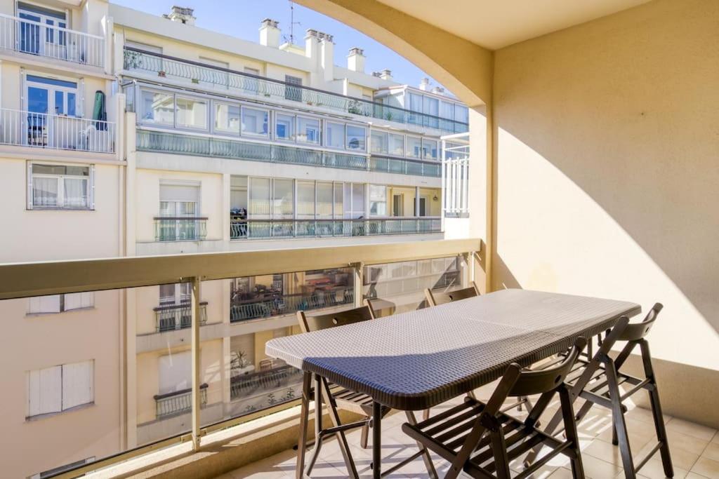 Spacieux 3 Pieces A 200m Des Plages Apartment *